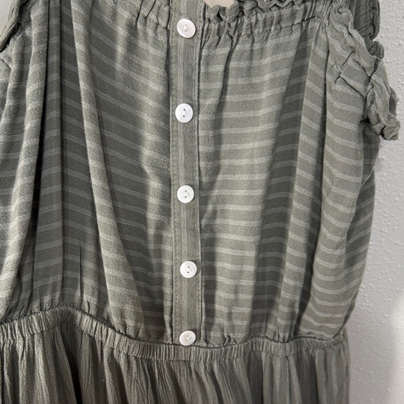 Universal Thread Olive Striped Maxi Dress - Picture 3 of 5